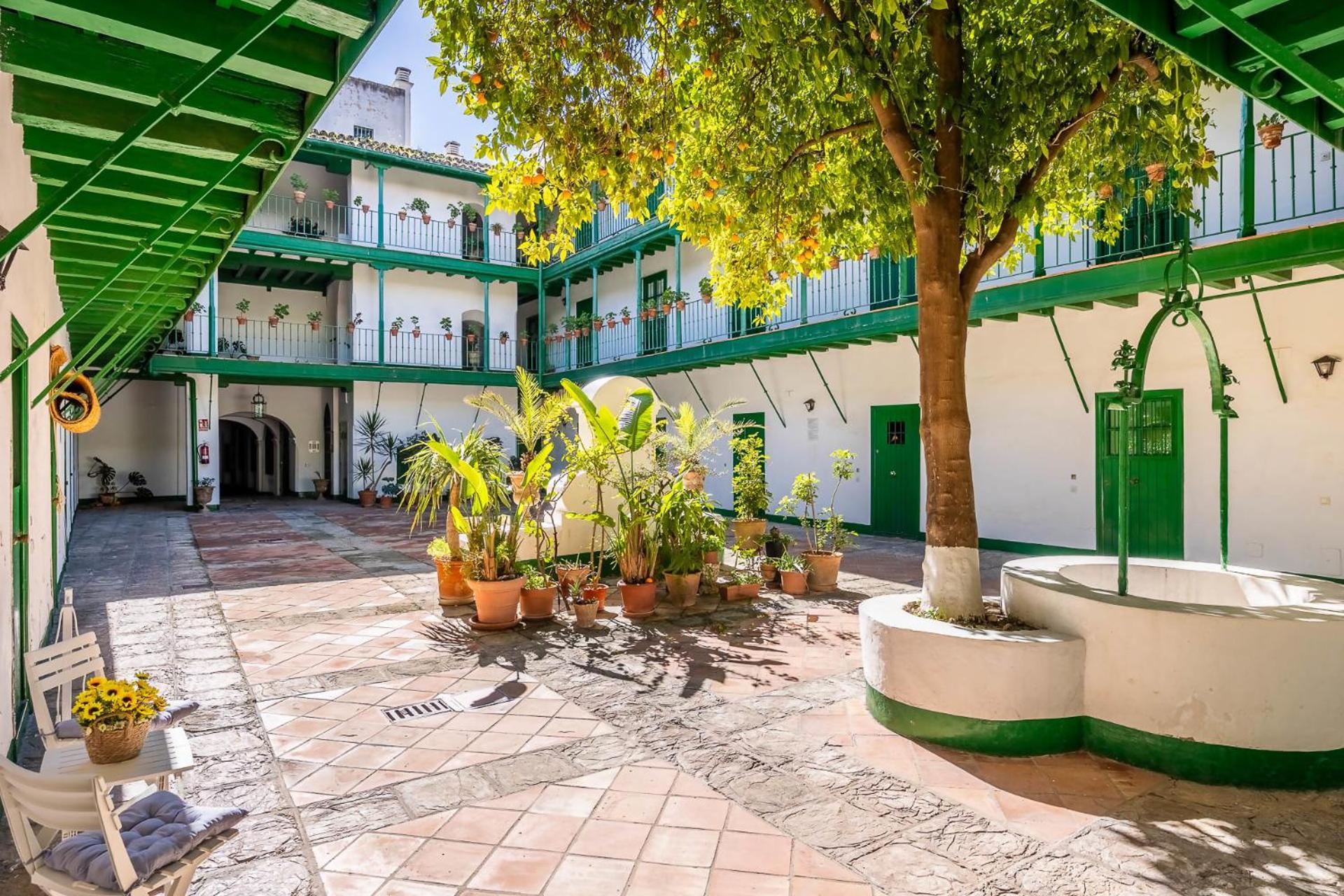 Comfy Away - Estudio En Patio De Vecinos En Las Setas Sevilla Exterior foto